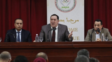 مزيان: الصحافة الوطنية سلاح لمواجهة التلاعب الإعلامي الخارجي