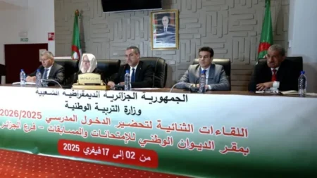 سعداوي.. تخفيض الحجم الساعي للأساتذة وسن التقاعد سيكون بداية من سبتمبر المقبل