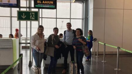 حزب إسباني يدعو حكومة بلاده لطلب توضيحات من المغرب حول منع وفد برلماني من دخول الصحراء الغربية المحتلة
