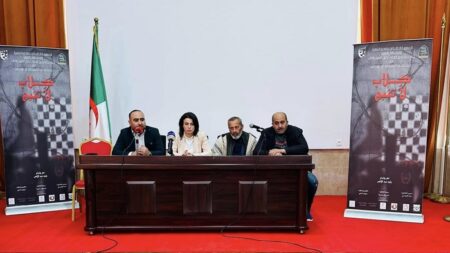 مسرحية “كلاب لا تنبح”.. المرأة الفلسطينية رمز للمقاومة والصمود