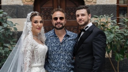 مكسيم خليل يثير الجدل حول ديانته