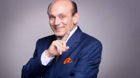 محمد صبحي يرد على شائعات خلافه مع عبلة كامل: علاقتنا كانت مبنية على الاحترام