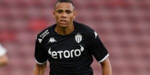 إدارة برشلونة تُراقب فاندرسون البرازيلي