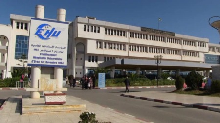 المؤسسة الاستشفائية الجامعية بوهران: ورشة تكوينية حول تقنية جديدة لجراحة الشرايين