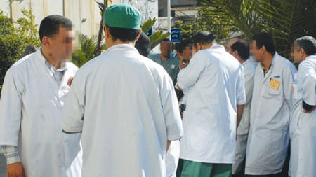 سايحي يبسط إجراءات تحويل الممارسين الأخصائيين للصحة العمومية