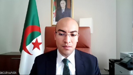 شايب يؤكد على الأهمية التي توليها السلطات لانخراط الجالية بالورشات الاقتصادية في وطنها