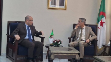 شايب يتباحث رفقة بللو تدعيم دور الجالية في الترويج للهوية الثقافية والفنون الجزائرية