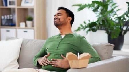 كيف نتجنب التخمة في رمضان؟