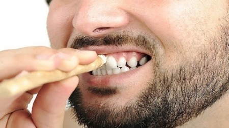 نصائح وتدابير للمحافظة على صحة الفم والأسنان