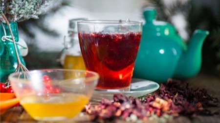 مشروبات تساعدك على تنظيف معدتك في رمضان