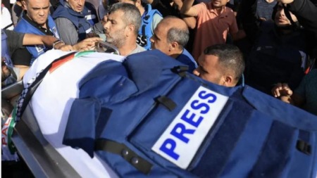 ارتفاع عدد الشهداء الصحفيين في غزة إلى 206 منذ بدء حرب الإبادة