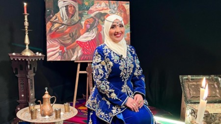 فاطيمة بلحميسي تؤكد: تقديمي لبرنامج “اعقد وانوي” لا يعني أنني اعتزلت التمثيل 