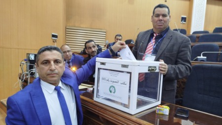انتخابات التجديد النصفي لأعضاء مجلس الأمة: عملية الاقتراع تتواصل في ظروف جيدة 