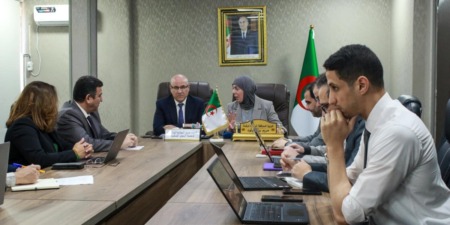 وزارتا التجارة والرقمنة تتعاونان لاستضافة النظام المعلوماتي في المركز الوطني للبيانات