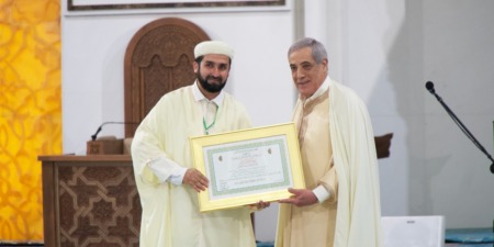 الوزير الأول يشرف على حفل ديني إحياء لليلة القدر المباركة