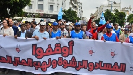 بين مجتمع يُطبّع مع الفساد وأن أحزاب تستغل محاربته كشعار انتخابي