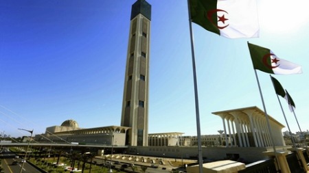 أنوار من جامع الجزائر.. في ذكرى افتتاح جامع الجزائر – الجزء الثالث والأخير –