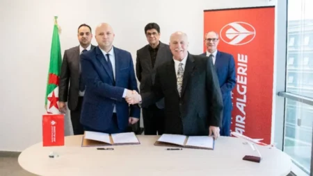 الخطوط الجوية الجزائرية : توقيع شراكة مع شركة أمريكية لتدريب الطيارين