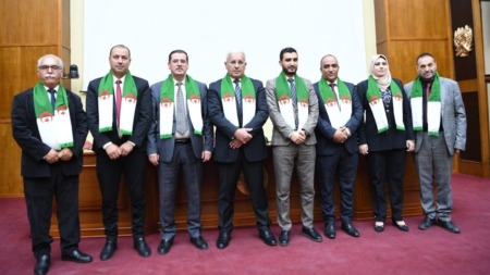 نواب سابقون ينضمون شرفيا إلى لجنة صياغة قانون تجريم الاستعمار
