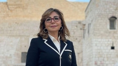 لميس الحديدي تفتح النار على المسلسلات وتتساءل: لماذا نرسخ للأسوأ؟