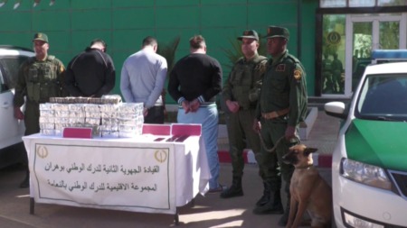 حجز 104 كيلوغرامات من الكيف المعالج في النعامة