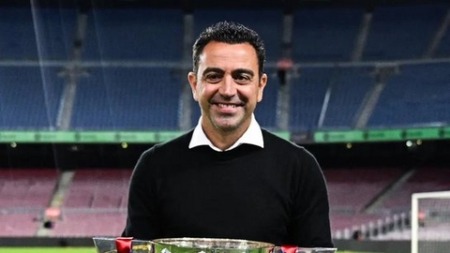 تشافي: “أريد الفوز بدوري الأبطال، واليورو وكأس العالم…”
