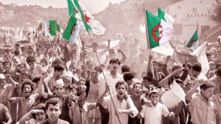 ندوة فكرية وقراءات شعرية بقصر الثقافة