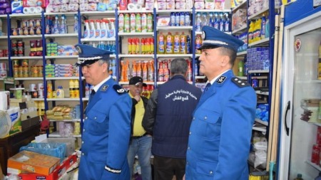 خرجات تفتيشية لمعاينة شروط الحفظ الصحي بالوسط المدرسي بالبليدة 