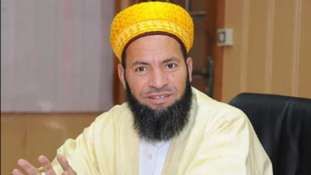 ” المصحف الإلكتروني خطوة إيجابية لخدمة القرآن ودعم الحفظة مسؤولية مستمرة “