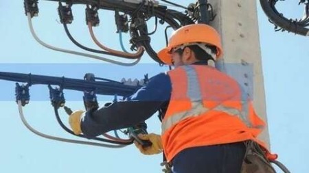 سكيكدة.. انطلاق أشغال إنجاز عدة مشاريع لربط حوالي 1000 سكن بشبكتي الكهرباء والغاز