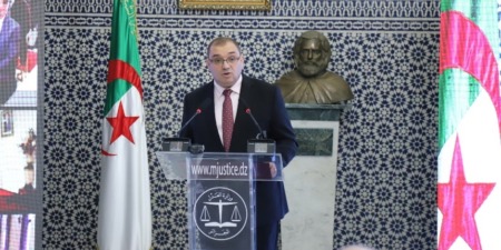 بوجمعة يعرض جهود الدولة في محاربة ظاهرة عودة “المحبوسين المفرج عنهم” إلى الجرائم الخطيرة