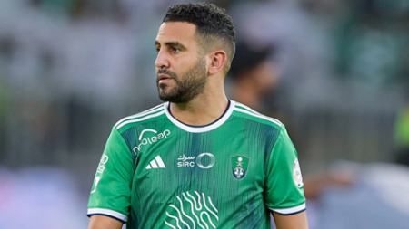 مدرب الأهلي: “محرز مذهل وينقصه الفوز ببطولة آسيا للنخبة”