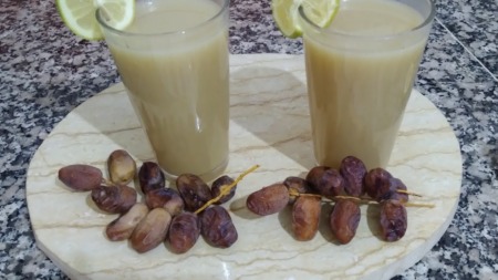 عصير التمر والزبيب