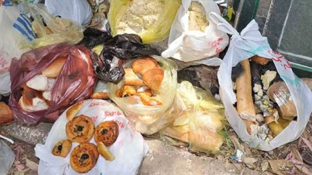 التبذير.. سلوك اجتماعي مرفوض يتكرر كل رمضان