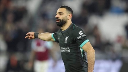 وكالة ترشح ماليك فوفانا لخلافة صلاح في ليفربول