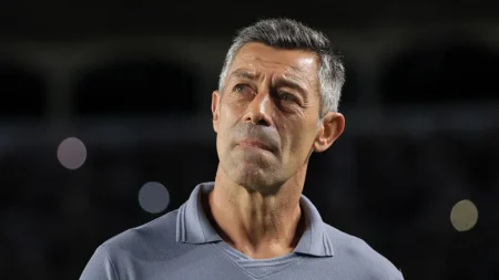 سانتوس يقيل مدربه البرتغالي كايشينيا
