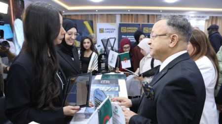 بداري ينوه بمبادرة تنظيم المعرض السنوي لمواد البناء والتكنولوجيات