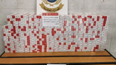 حجز 310 خرطوشة سجائر من نوع “مارلبورو” محلية الصنع بميناء وهران