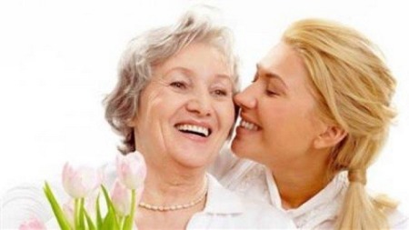 كيف تتعاملين مع حماتك الغيورة؟