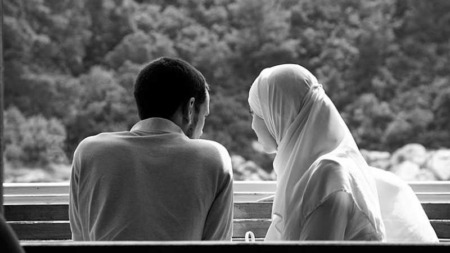 كيف تعززين الشعور بالمودة والرحمة بينكما؟