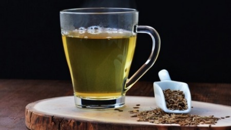 شرب الكمون يومياً على معدة فارغة.. فوائد لا تخطر على بال