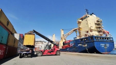 شركة “كنان” تبرمج سفينة شحن عام إلى موريتانيا
