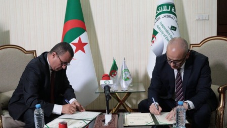 اتفاقية تعاون بين السلطة الوطنية المستقلة للانتخابات والغرفة الوطنية للمحضرين القضائيين 