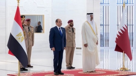 قمة قطرية مصرية بالدوحة تبحث جهود وقف الحرب على غزة