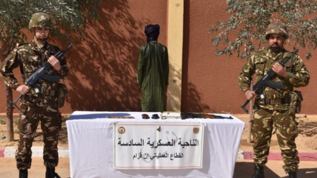 إرهابي يسلم نفسه وتوقيف 5 عناصر دعم للجماعات الإرهابية خلال أسبوع