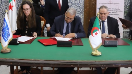 التوقيع على مشروع تعاون بين وزارة العدل وبرنامج الأمم المتحدة الإنمائي