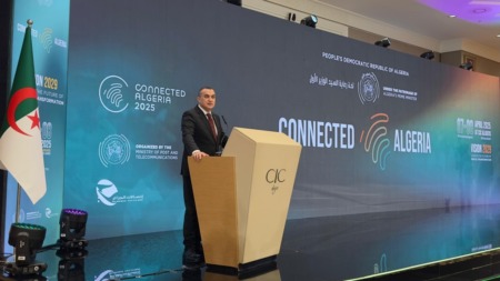 زروقي يكشف عن اطلاق مراكز المهارات لتأهيل الشباب في التكنولوجيا والابتكار ضمن رؤية 2029