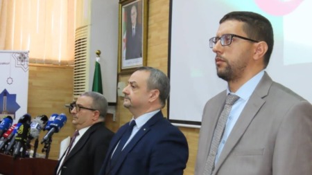 سايحي يؤكد: البعثة الطبية الجزائرية مثال يحتذى به في خدمة الحجاج بتجهيزاتها الحديثة وأطنان الأدوية التي تحملها