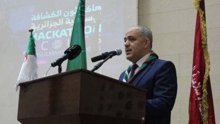 حمزاوي يؤكد في اختتام ملتقى “هاكاثون الكشافة” على أهمية الرقمنة في تجسيد سياسة الدولة