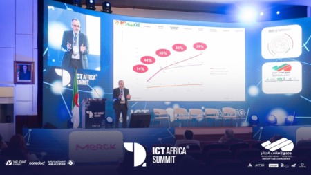 القمة الإفريقية لتكنولوجيا الإعلام والاتصال تكرم المنصات الرقمية الجزائرية